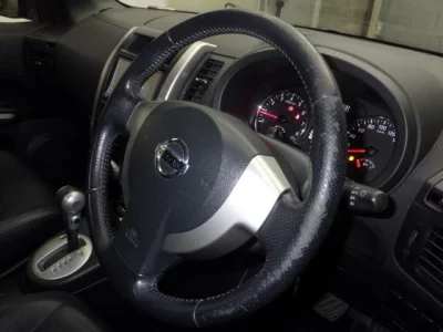 Nissan X-TRAIL  с аукциона в Японии