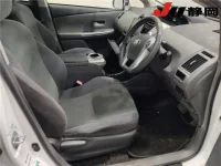 Toyota PRIUS ALPHA лот № 3058 оценка 3.5  с аукциона в Японии 2