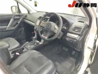 Subaru FORESTER лот № 3069 оценка R  с аукциона в Японии 2