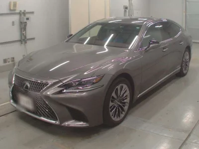 Lexus LS  с аукциона в Японии