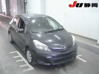 Toyota VITZ лот № 3074 оценка 3.5  с аукциона в Японии 3