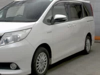 Toyota NOAH лот № 3088 оценка R  с аукциона в Японии 1