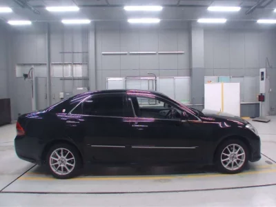 Toyota CROWN  с аукциона в Японии