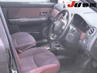 Mazda VERISA  с аукциона в Японии