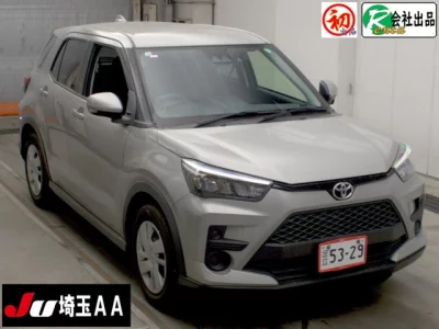 Toyota RAIZE  с аукциона в Японии