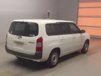 Toyota SUCCEED лот № 76002 оценка 3.5  с аукциона в Японии 1