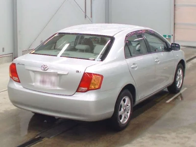 Toyota COROLLA AXIO  с аукциона в Японии