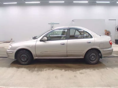 Nissan SYLPHY  с аукциона в Японии