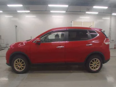 Nissan X-TRAIL  с аукциона в Японии