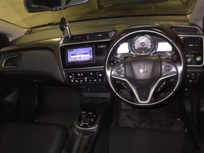 Honda GRACE  с аукциона в Японии