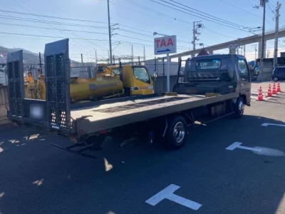 Isuzu ELF  с аукциона в Японии