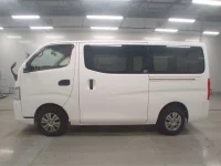 Nissan CARAVAN VAN лот № 30215 оценка RA  с аукциона в Японии 3
