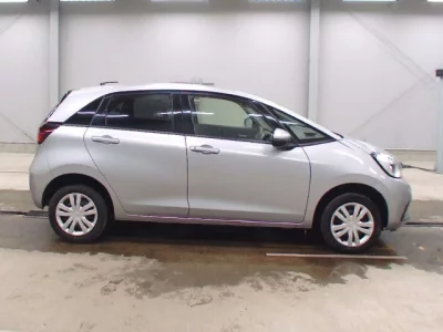 Honda FIT  с аукциона в Японии