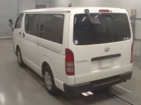 Toyota REGIUS ACE VAN лот № 30213 оценка 3.5  с аукциона в Японии 5