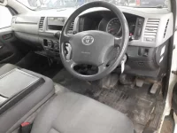Toyota REGIUS ACE VAN лот № 30213 оценка 3.5  с аукциона в Японии 6