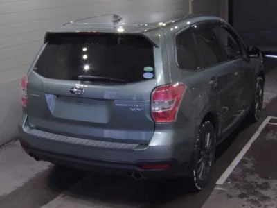 Subaru FORESTER  с аукциона в Японии