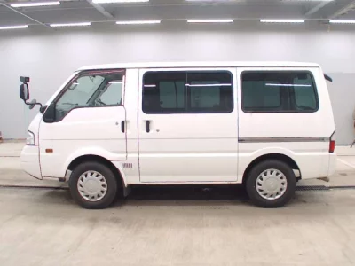 Mazda BONGO VAN