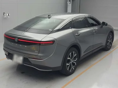 Toyota CROWN CROSSOVER