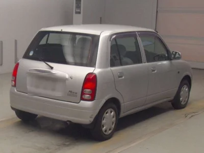 Daihatsu MIRA  с аукциона в Японии