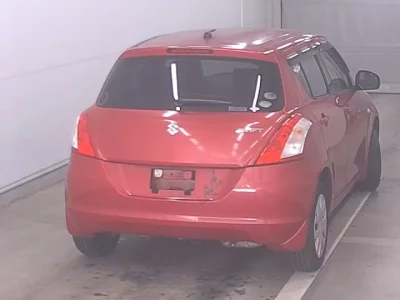 Suzuki SWIFT  с аукциона в Японии