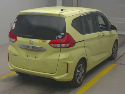 Honda FREED  с аукциона в Японии