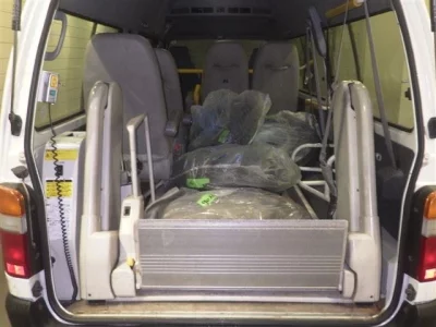 Toyota REGIUS ACE COMMUTER