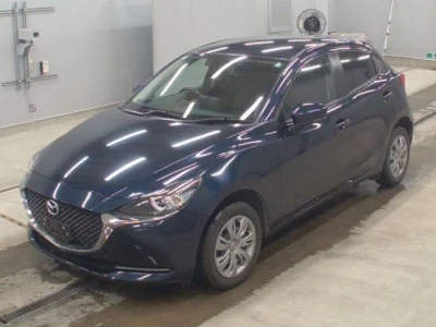 Mazda MAZDA2  с аукциона в Японии