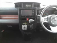 Toyota ROOMY лот № 10039 оценка 3.5  с аукциона в Японии 8