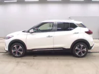 Nissan KICKS лот № 3093 оценка R  с аукциона в Японии 3