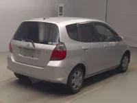 Honda FIT лот № 74035 оценка 3  с аукциона в Японии 1