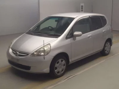 Honda FIT  с аукциона в Японии