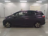 Honda SHUTTLE лот № 30235 оценка R  с аукциона в Японии 3