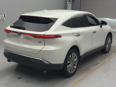 Toyota HARRIER  с аукциона в Японии
