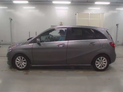 Mercedes-Benz B CLASS