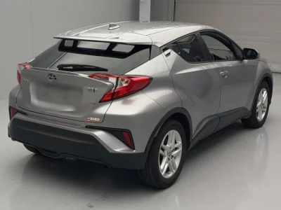 Toyota C-HR  с аукциона в Японии