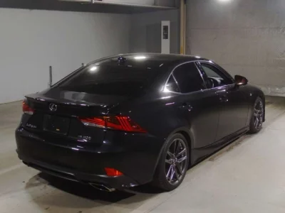 Lexus IS  с аукциона в Японии