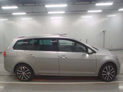 Volkswagen GOLF VARIANT