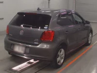 Volkswagen POLO лот № 38041 оценка 3.5  с аукциона в Японии 1