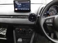 Mazda MAZDA2 лот № 3107 оценка 4  с аукциона в Японии 8