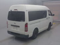 Toyota HIACE VAN лот № 62005 оценка R  с аукциона в Японии 1