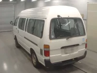 Toyota HIACE лот № 30262 оценка R  с аукциона в Японии 5