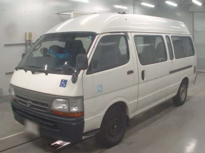 Toyota HIACE  с аукциона в Японии