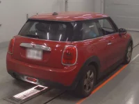 BMW MINI лот № 38066 оценка 3  с аукциона в Японии 1