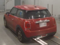 BMW MINI лот № 38066 оценка 3  с аукциона в Японии 5