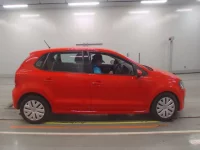Volkswagen POLO лот № 38067 оценка 3.5  с аукциона в Японии 2
