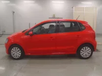 Volkswagen POLO лот № 38067 оценка 3.5  с аукциона в Японии 3