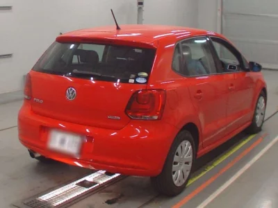 Volkswagen POLO  с аукциона в Японии