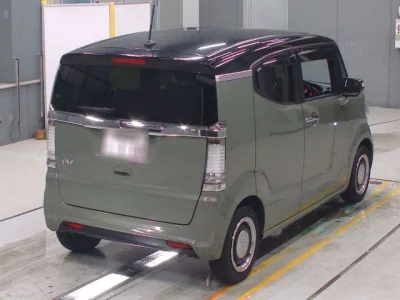 Honda N BOX SLASH