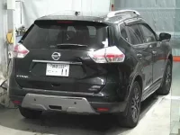 Nissan X-TRAIL лот № 3001 оценка 4  с аукциона в Японии 1