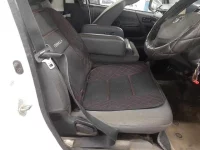 Toyota HIACE VAN лот № 30272 оценка 3.5  с аукциона в Японии 7